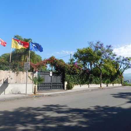 فوميفريدو دي سيشيليا Villa Delle Vacanze المظهر الخارجي الصورة