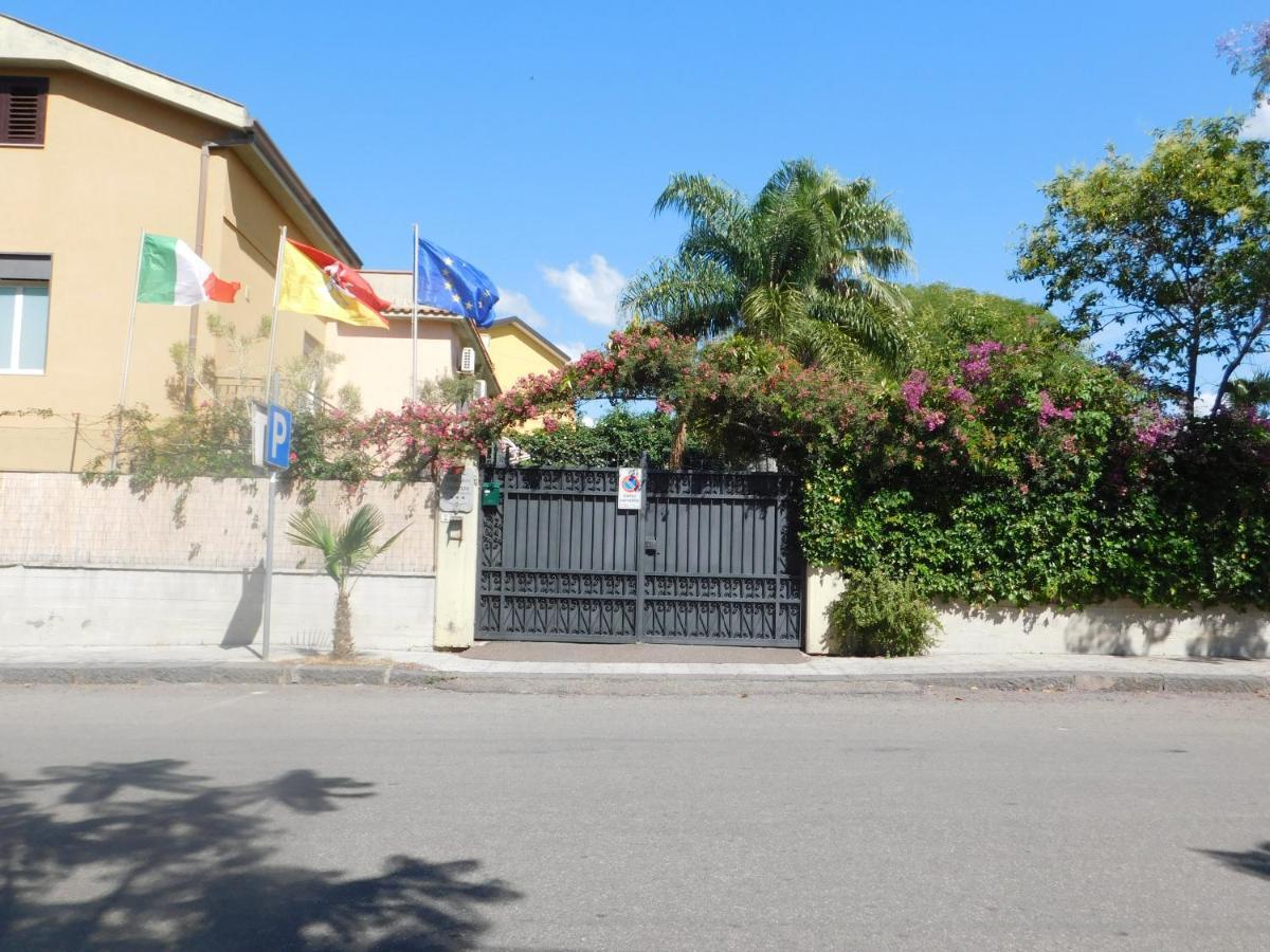 فوميفريدو دي سيشيليا Villa Delle Vacanze المظهر الخارجي الصورة